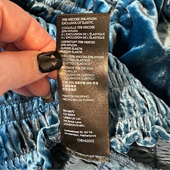 Anthropologie Women's Blue Velvet Smocked Puff Sleeve Blouse Cropped Fairy XS - Picture 10 of 10